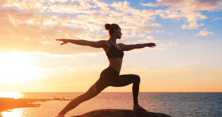 2015-follow-the-sun-4-week-yoga-challenge